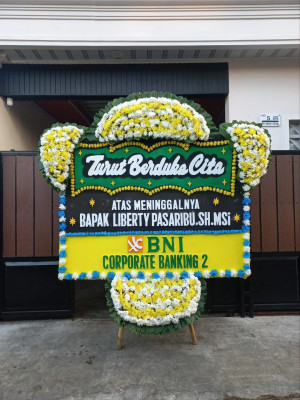 Papan Bunga Duka di Cigeulis
